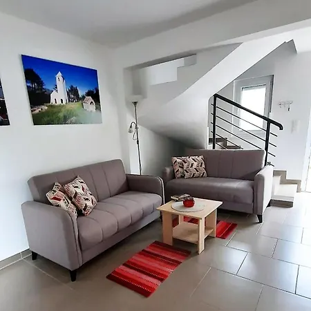 Paklina * Starigrad Paklenica