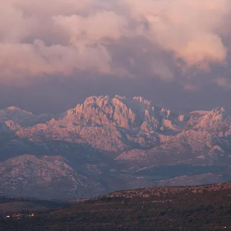 Paklina * Starigrad Paklenica