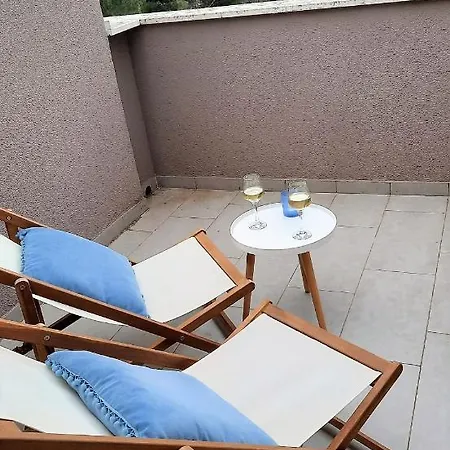 Paklina Apartment Starigrad Paklenica