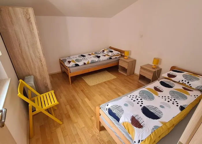 Paklina Apartament *