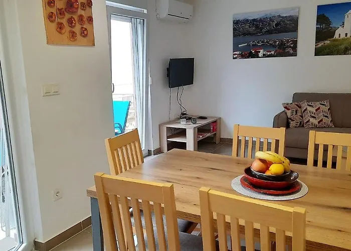Paklina * Starigrad Paklenica